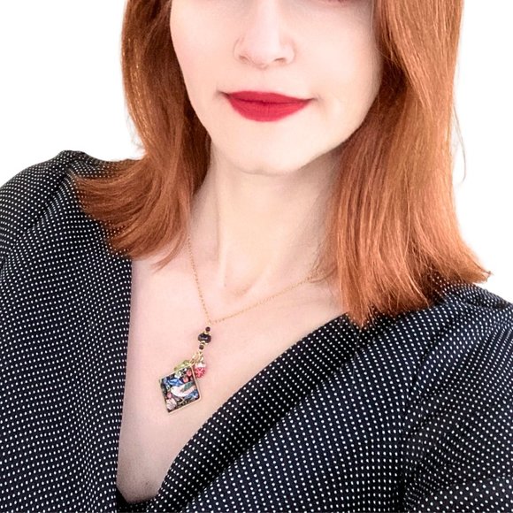 Strawberry Thief Pendant Necklace, William Morris Bird Cottage Core, Sandstone - Picture 6 of 8